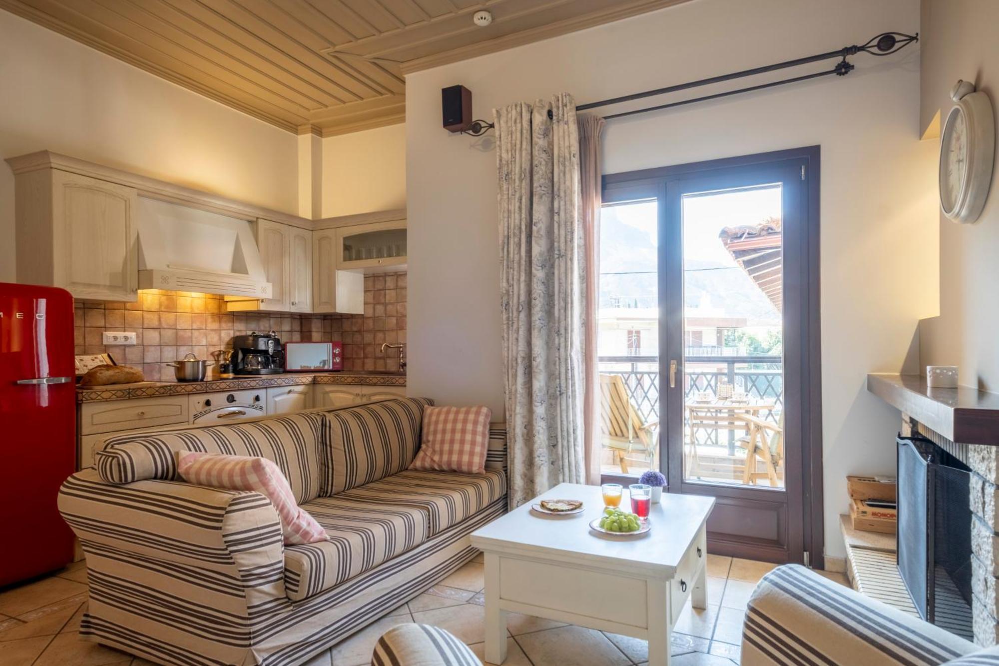 Giogarakis Suites Елеонас Екстериор снимка
