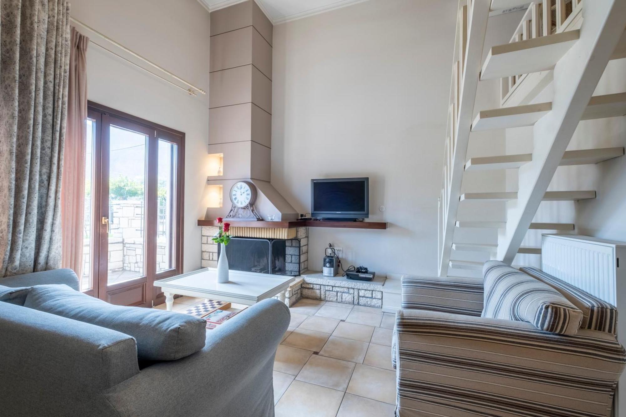 Giogarakis Suites Елеонас Екстериор снимка