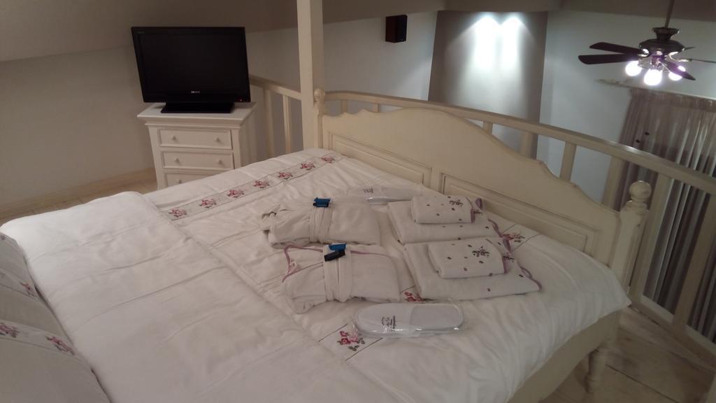 Giogarakis Suites Елеонас Екстериор снимка
