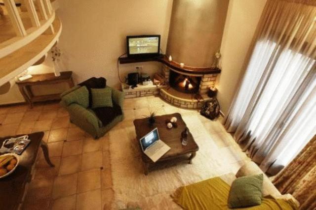 Giogarakis Suites Елеонас Стая снимка
