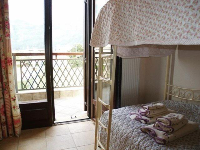 Giogarakis Suites Елеонас Стая снимка